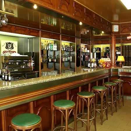 Le Dauphin 2* Αζάτσιο