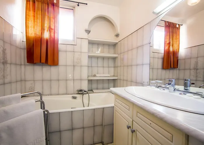 ホテル Le Dauphin 2*